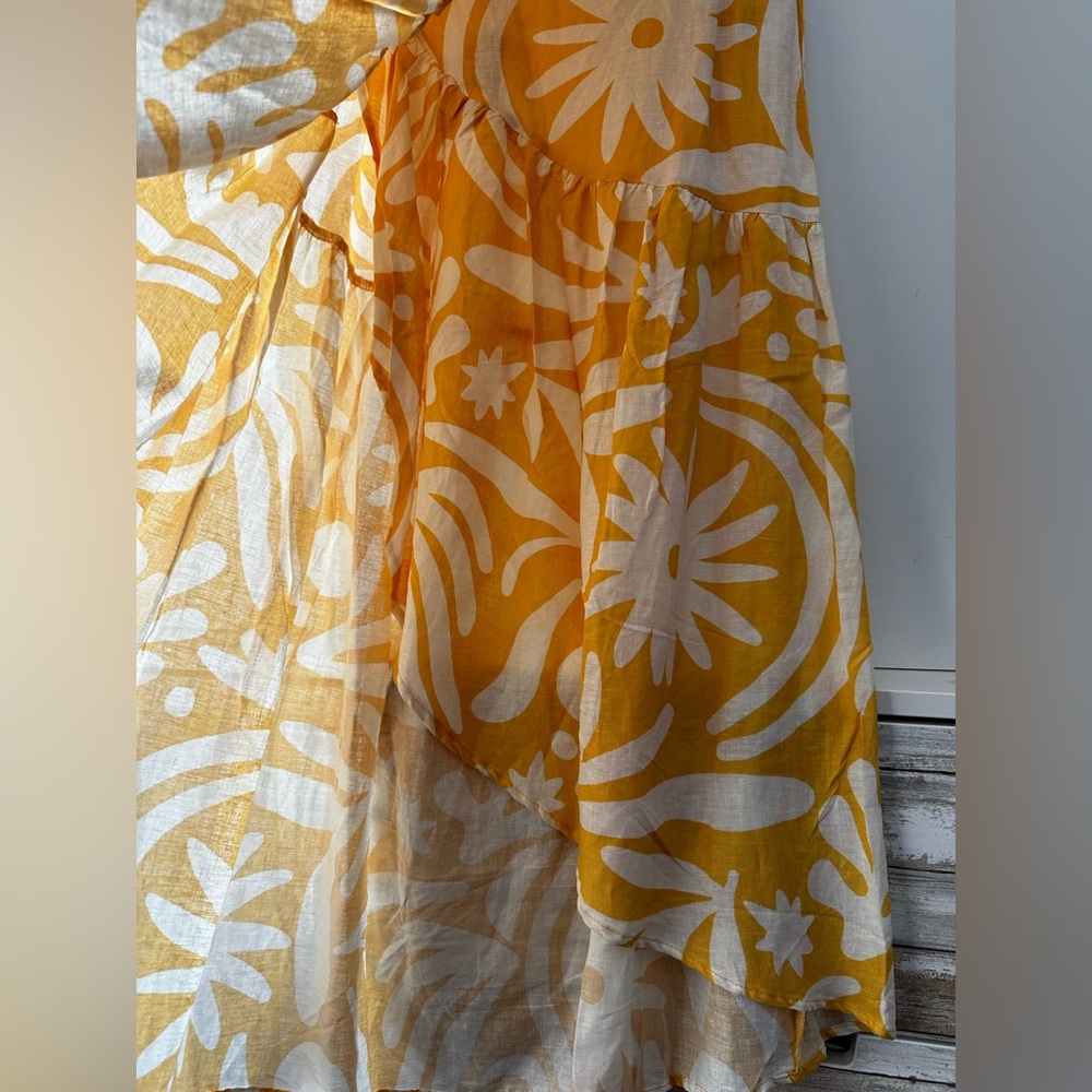 Christian Siriano Asymmetrical Wrap Skirt – Yellow Abstract Print - Picture 2 of 10